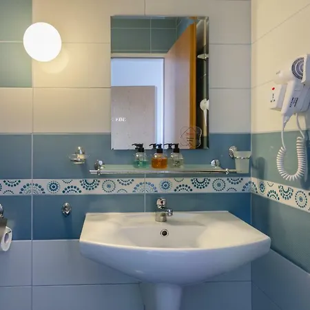 Hotel Zeus 3*