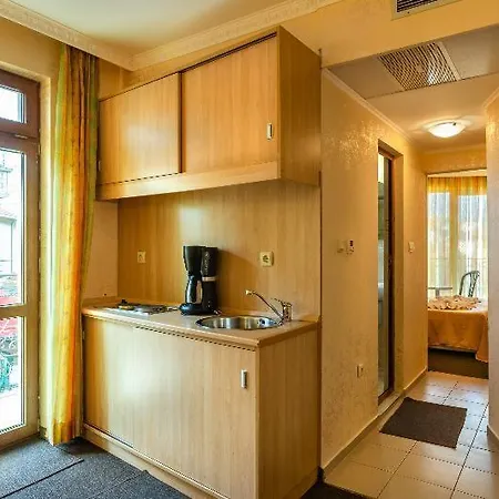 Hotel Zeus