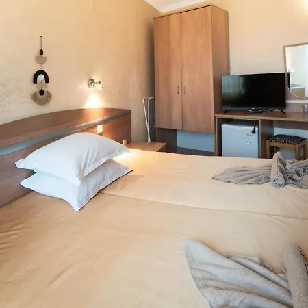 Hotel Zeus 3*