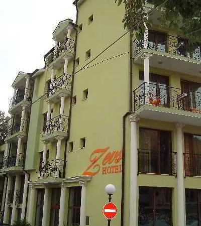 Zeus 3*